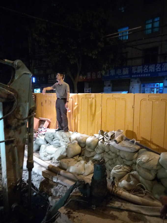 夙夜為公，一路暢通安徽交航總經(jīng)理方申柱帶領(lǐng)項目班子攻克項目難點(diǎn)紀(jì)實(shí)